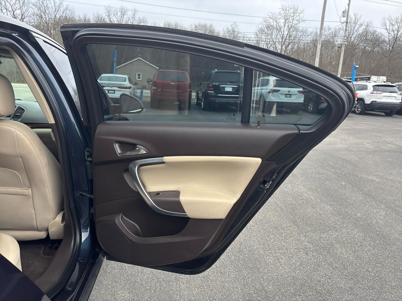 Buick Regal 4dr Sdn Turbo Premium 1 2013