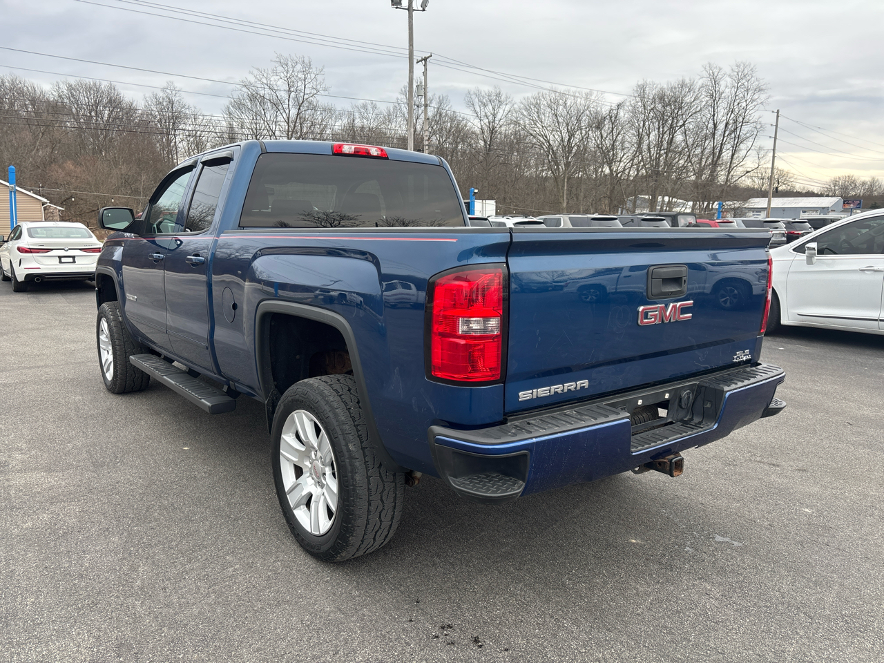 GMC Sierra 1500 4WD Double Cab 143.5" SLE 2017