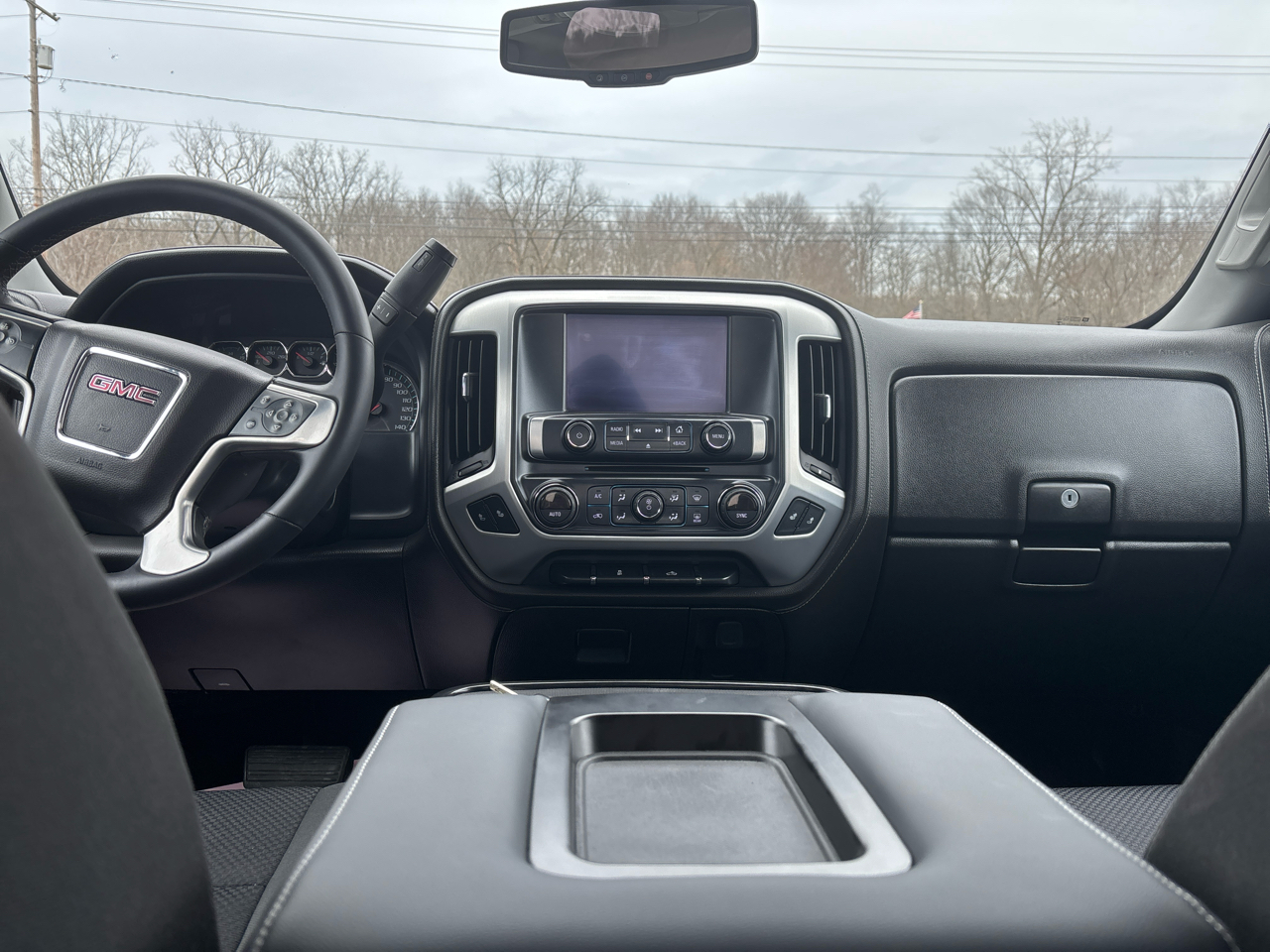 GMC Sierra 1500 4WD Double Cab 143.5" SLE 2017