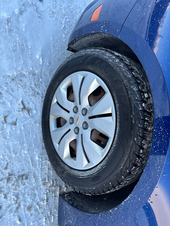 Chevrolet Cruze 4dr Sdn LS 2012