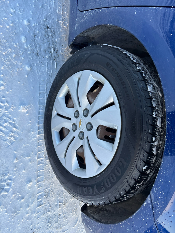 Chevrolet Cruze 4dr Sdn LS 2012