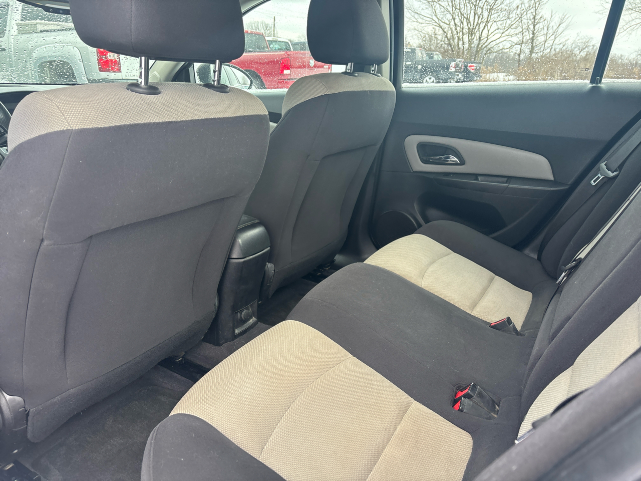 Chevrolet Cruze 4dr Sdn LS 2012