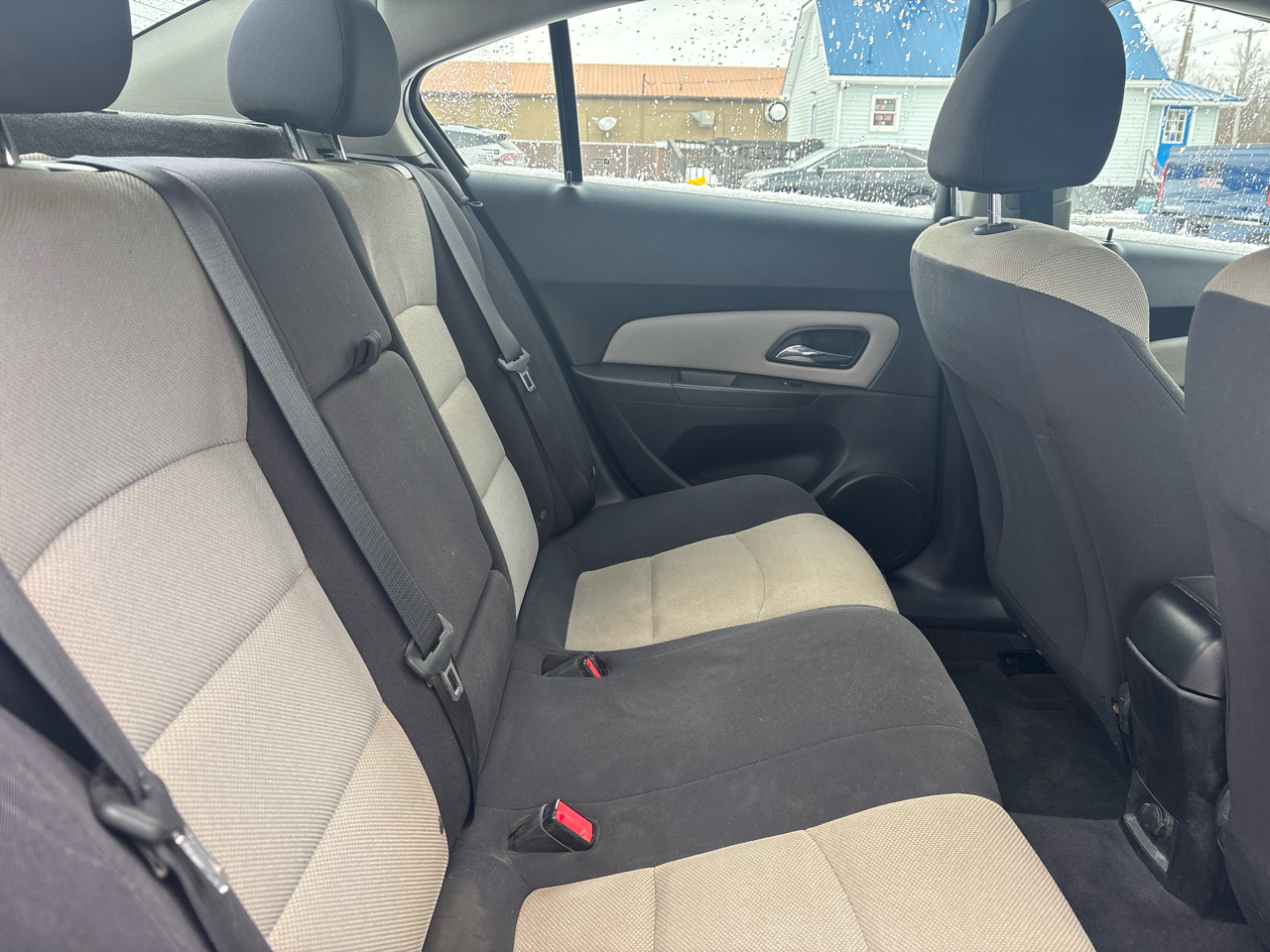 Chevrolet Cruze 4dr Sdn LS 2012