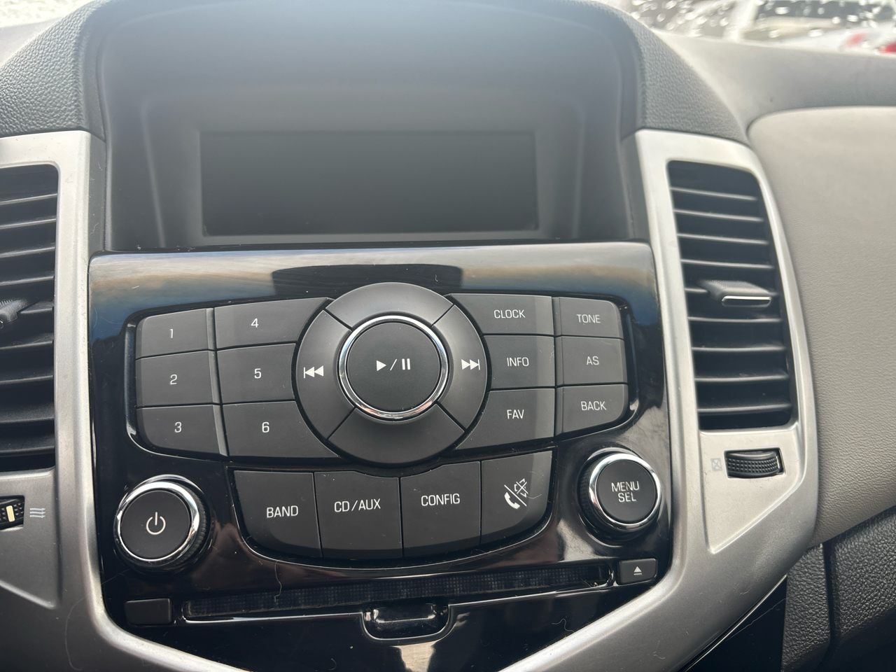 Chevrolet Cruze 4dr Sdn LS 2012