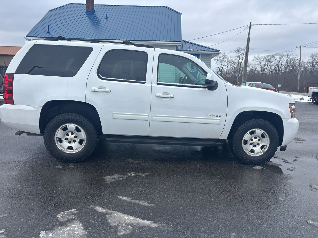 Chevrolet Tahoe 4WD 4dr 1500 LS 2011