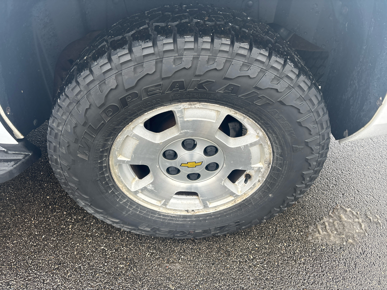 Chevrolet Tahoe 4WD 4dr 1500 LS 2011