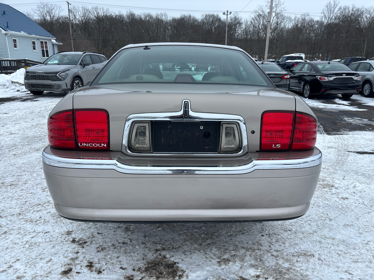 Lincoln LS 4dr Sdn V6 Auto w/Convenience Pkg 2002