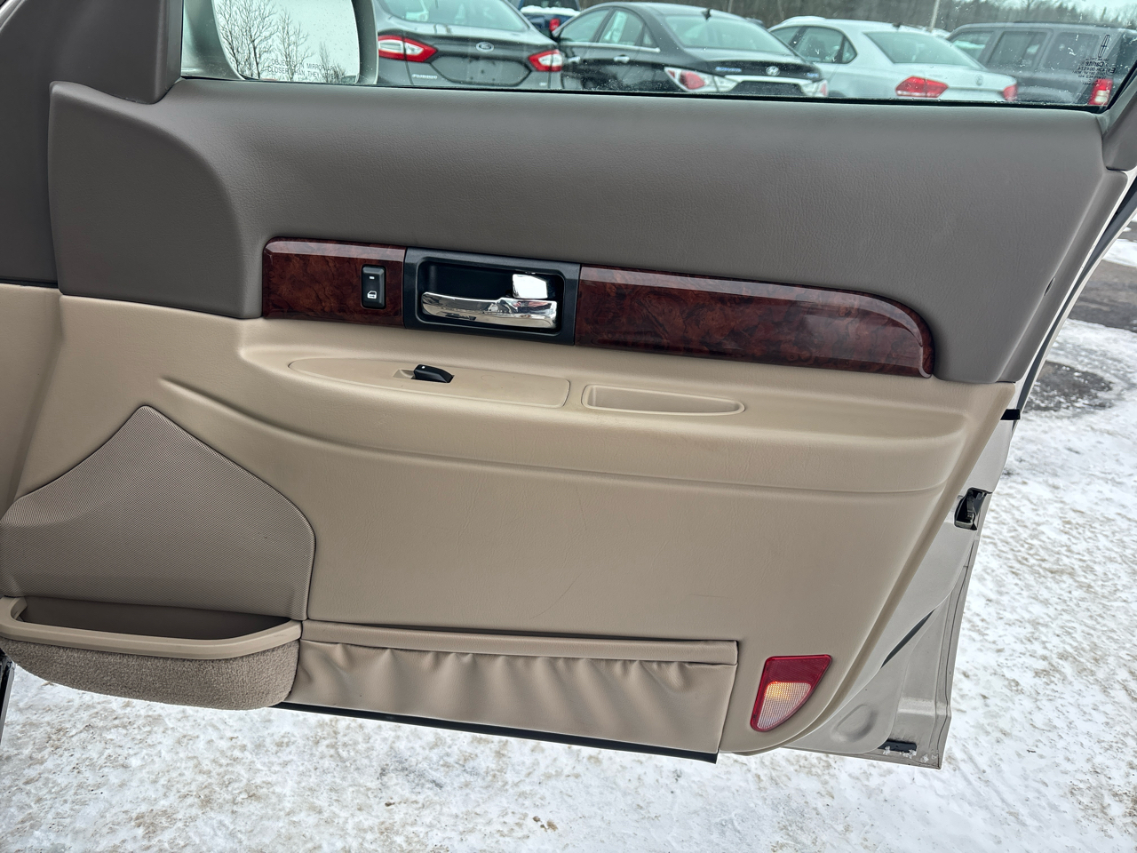 Lincoln LS 4dr Sdn V6 Auto w/Convenience Pkg 2002