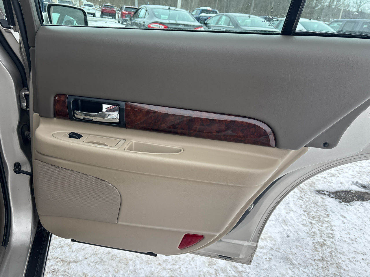 Lincoln LS 4dr Sdn V6 Auto w/Convenience Pkg 2002