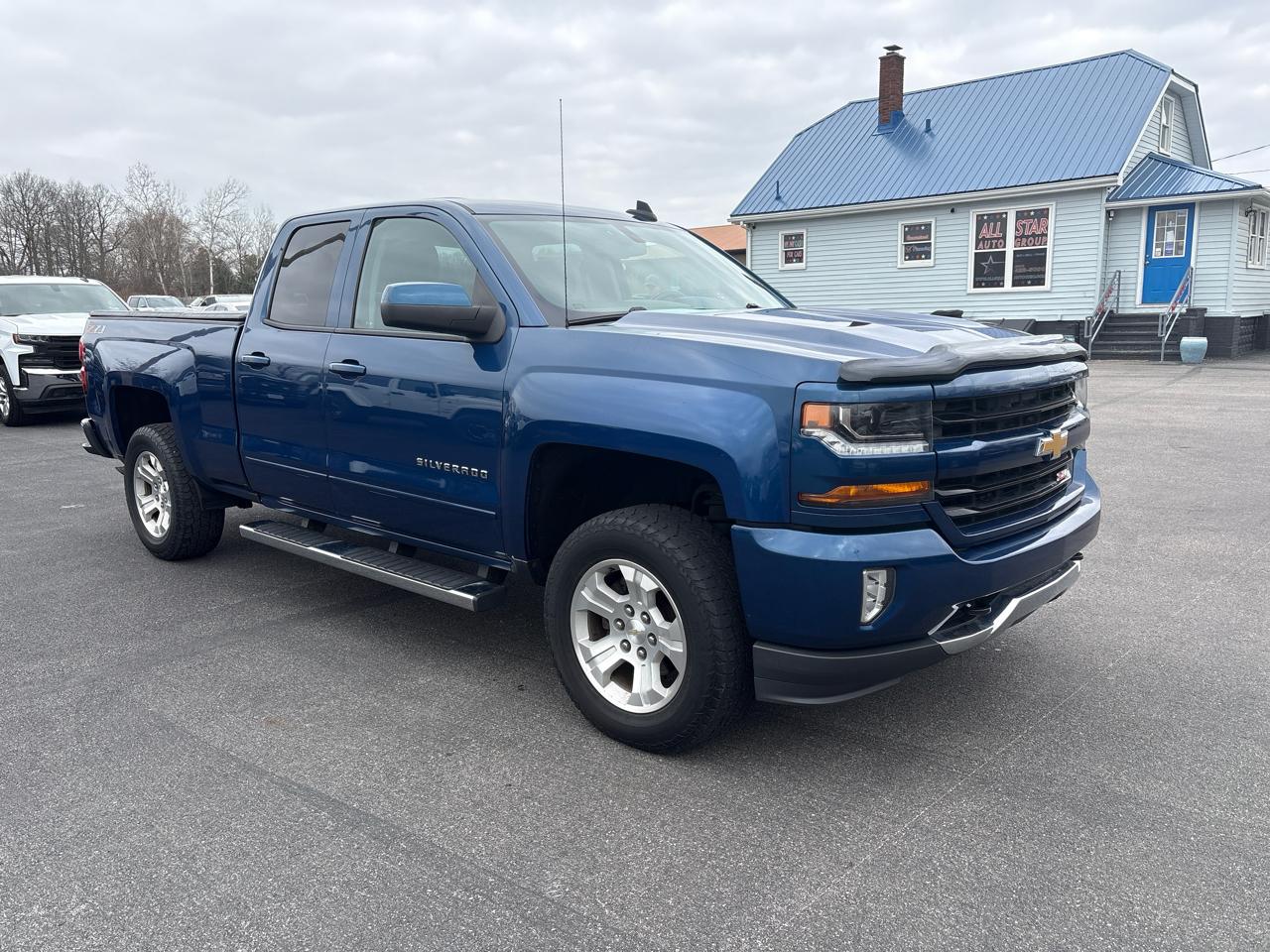 Chevrolet Silverado 1500 4WD Double Cab 143.5" LT w/2LT 2018
