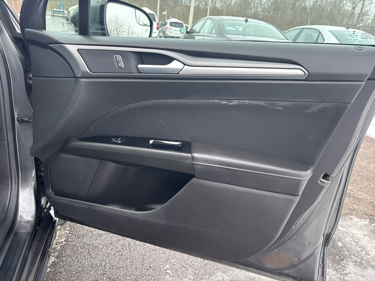 Ford Fusion 4dr Sdn SE FWD 2016