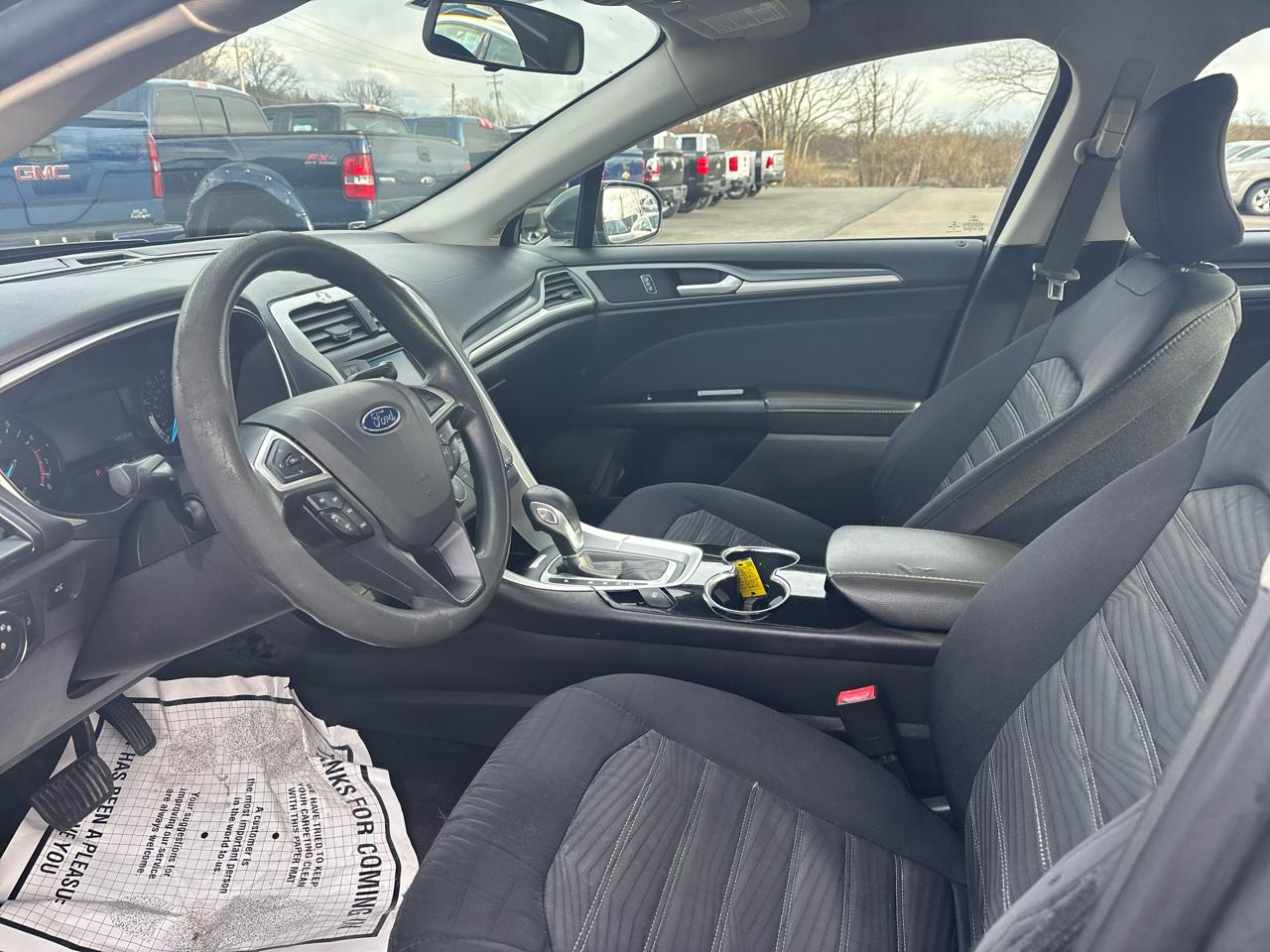 Ford Fusion 4dr Sdn SE FWD 2016