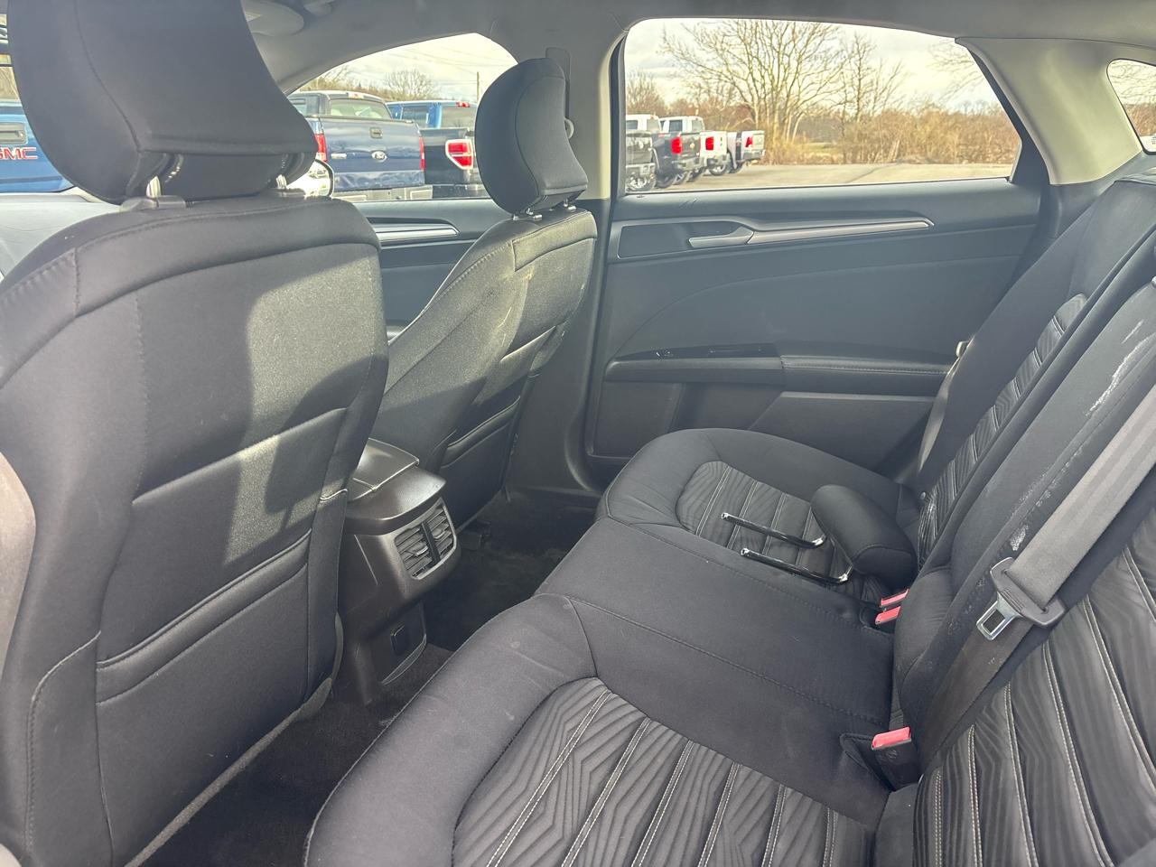 Ford Fusion 4dr Sdn SE FWD 2016