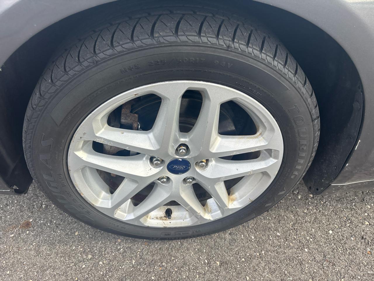 Ford Fusion 4dr Sdn SE FWD 2016