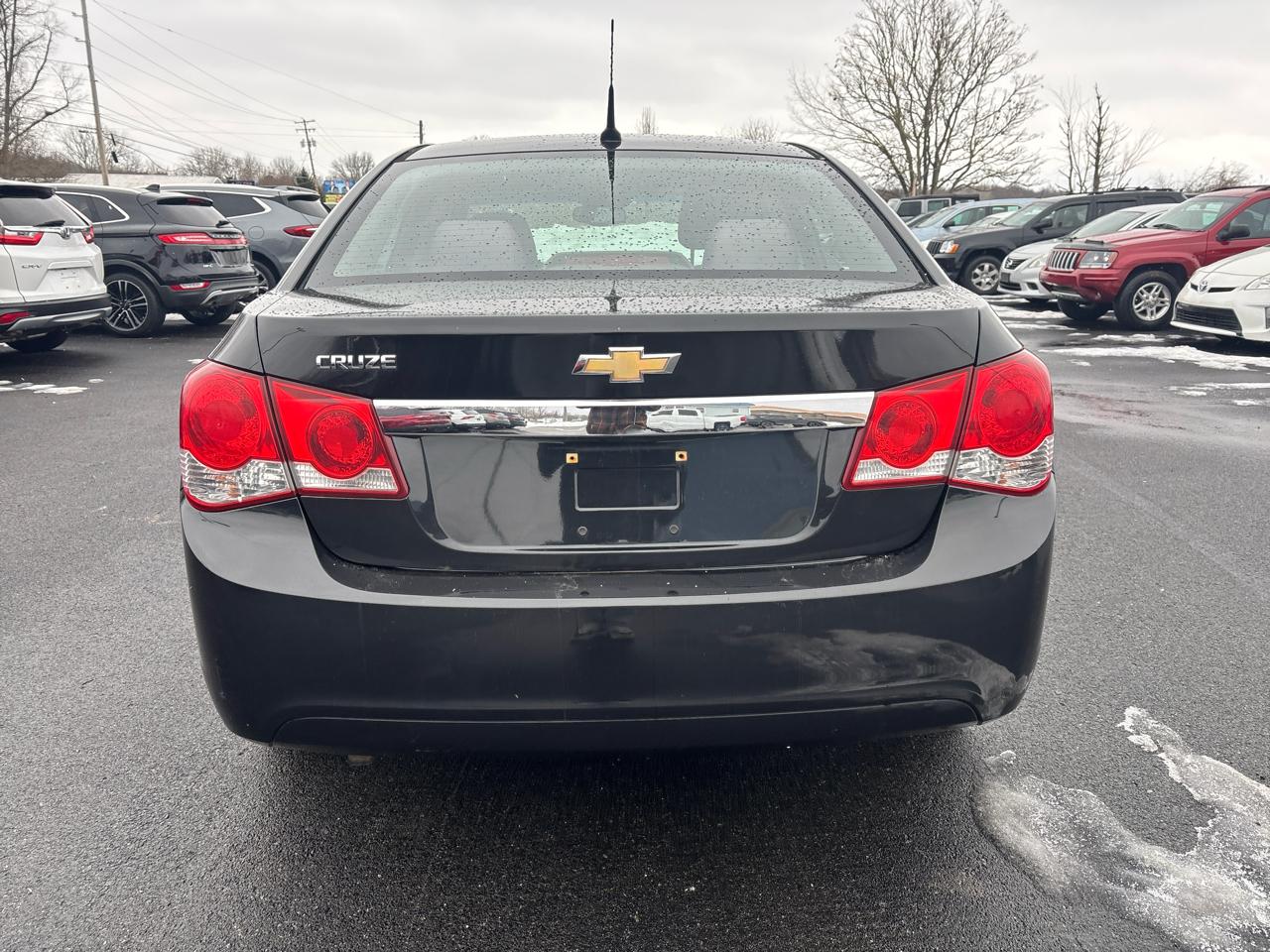 Chevrolet Cruze 4dr Sdn LS 2012