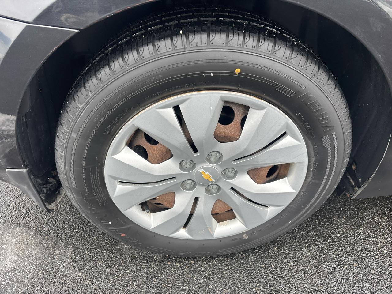 Chevrolet Cruze 4dr Sdn LS 2012