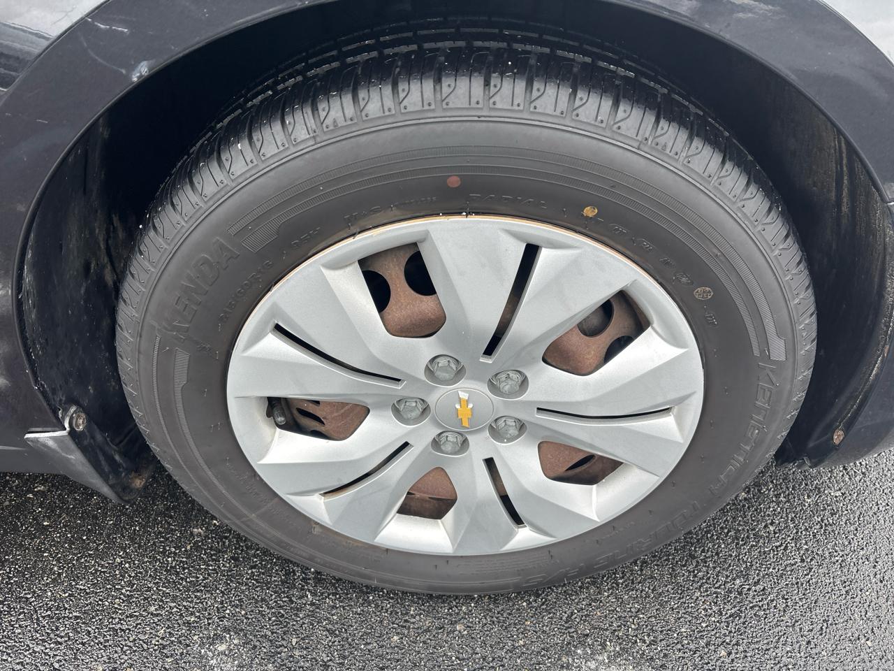 Chevrolet Cruze 4dr Sdn LS 2012