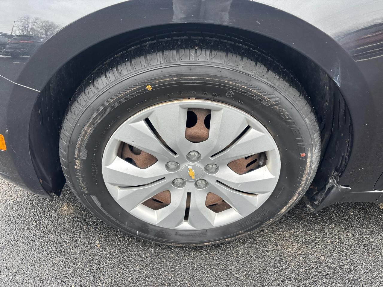 Chevrolet Cruze 4dr Sdn LS 2012