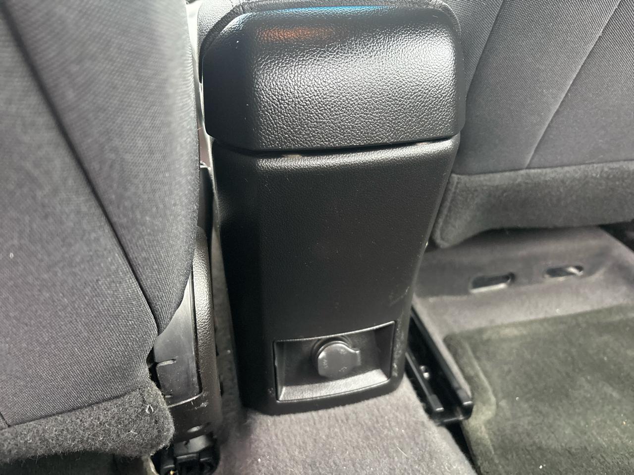 Chevrolet Cruze 4dr Sdn LS 2012