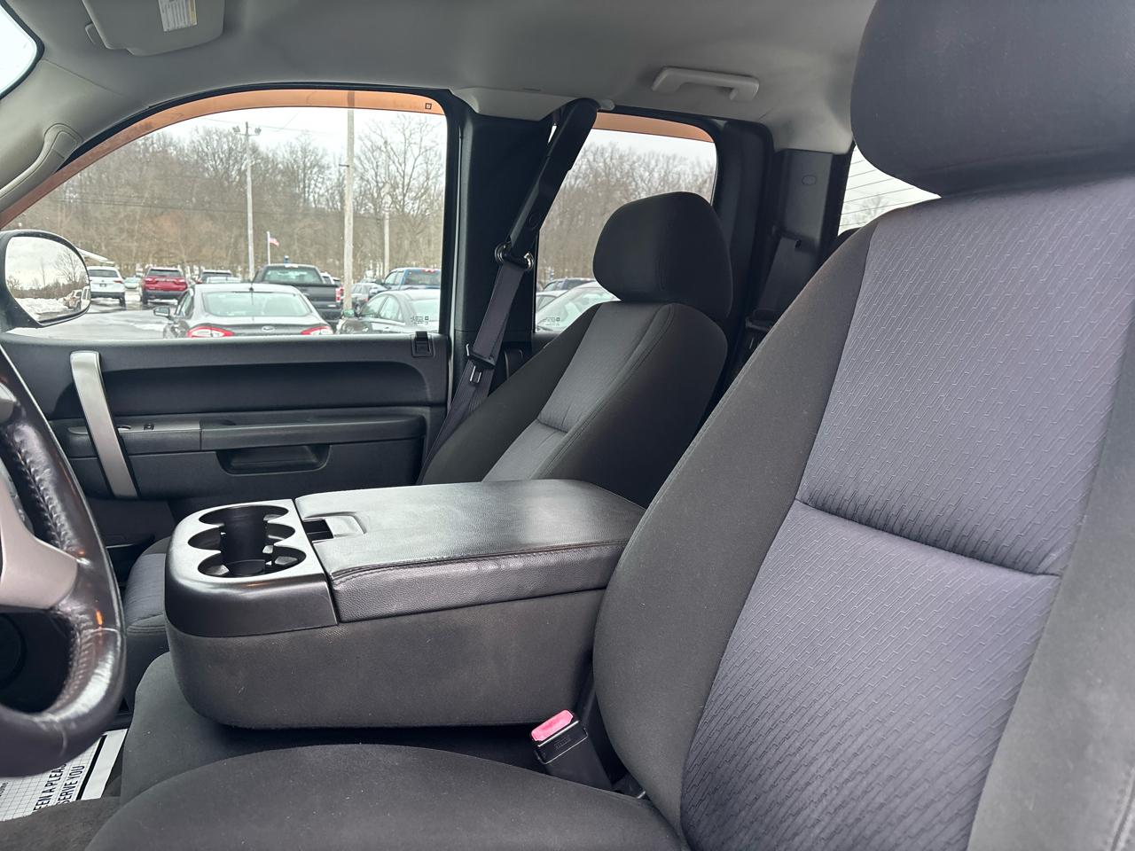 Chevrolet Silverado 1500 4WD Ext Cab 143.5" LT 2010