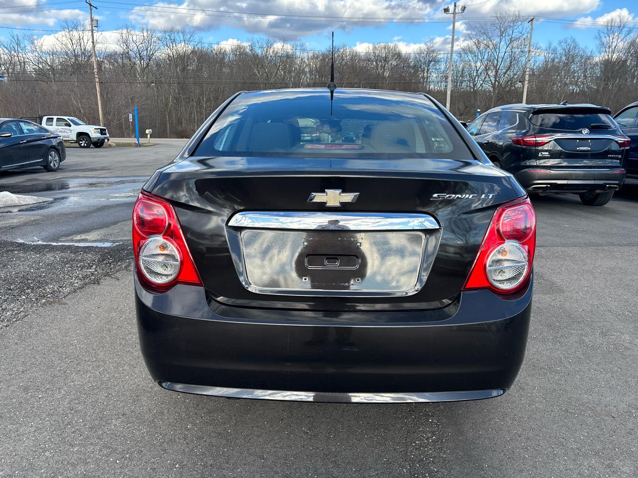 Chevrolet Sonic 4dr Sdn Auto LT 2013