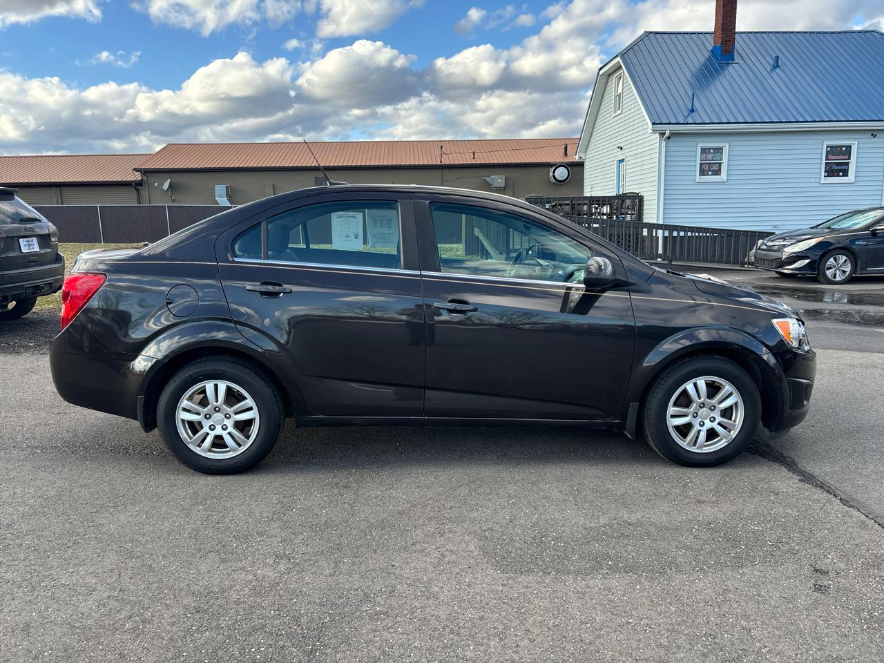 Chevrolet Sonic 4dr Sdn Auto LT 2013