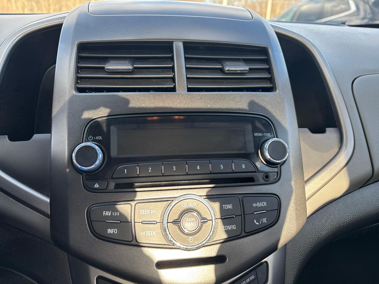 Chevrolet Sonic 4dr Sdn Auto LT 2013