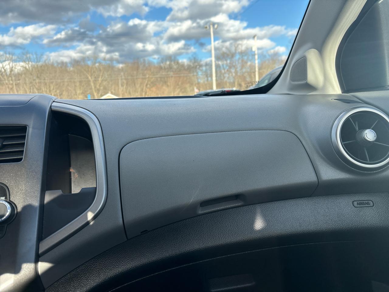 Chevrolet Sonic 4dr Sdn Auto LT 2013