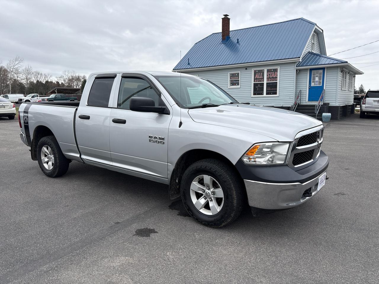 RAM 1500 ST 4x4 Quad Cab 6'4" Box *Ltd Avail* 2018