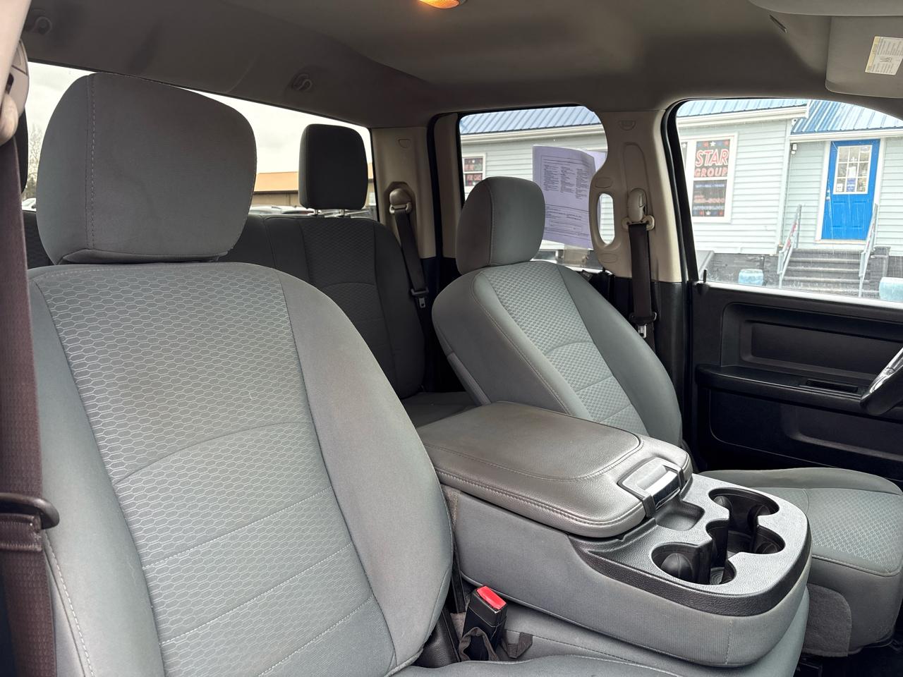 RAM 1500 ST 4x4 Quad Cab 6'4" Box *Ltd Avail* 2018