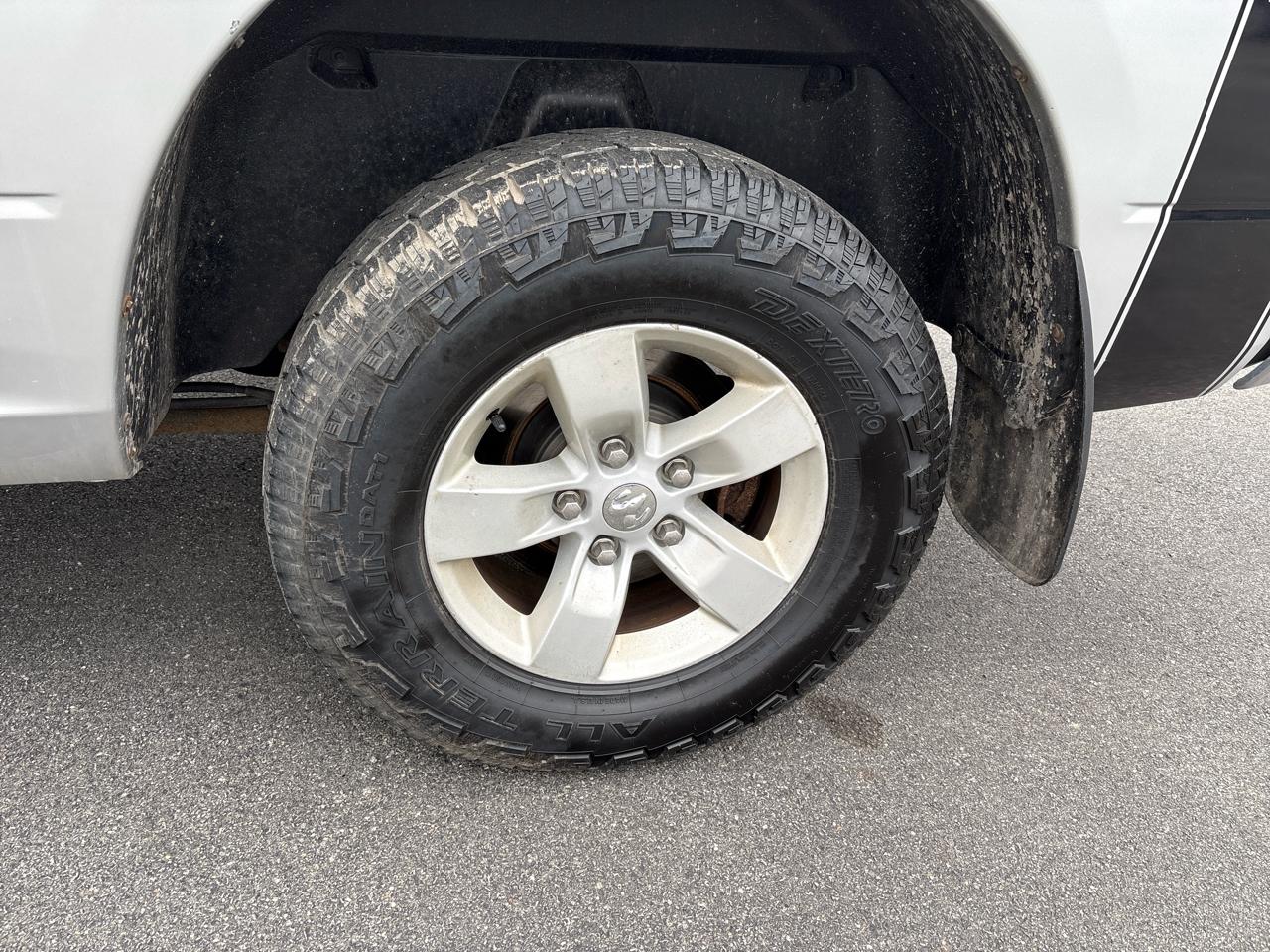 RAM 1500 ST 4x4 Quad Cab 6'4" Box *Ltd Avail* 2018