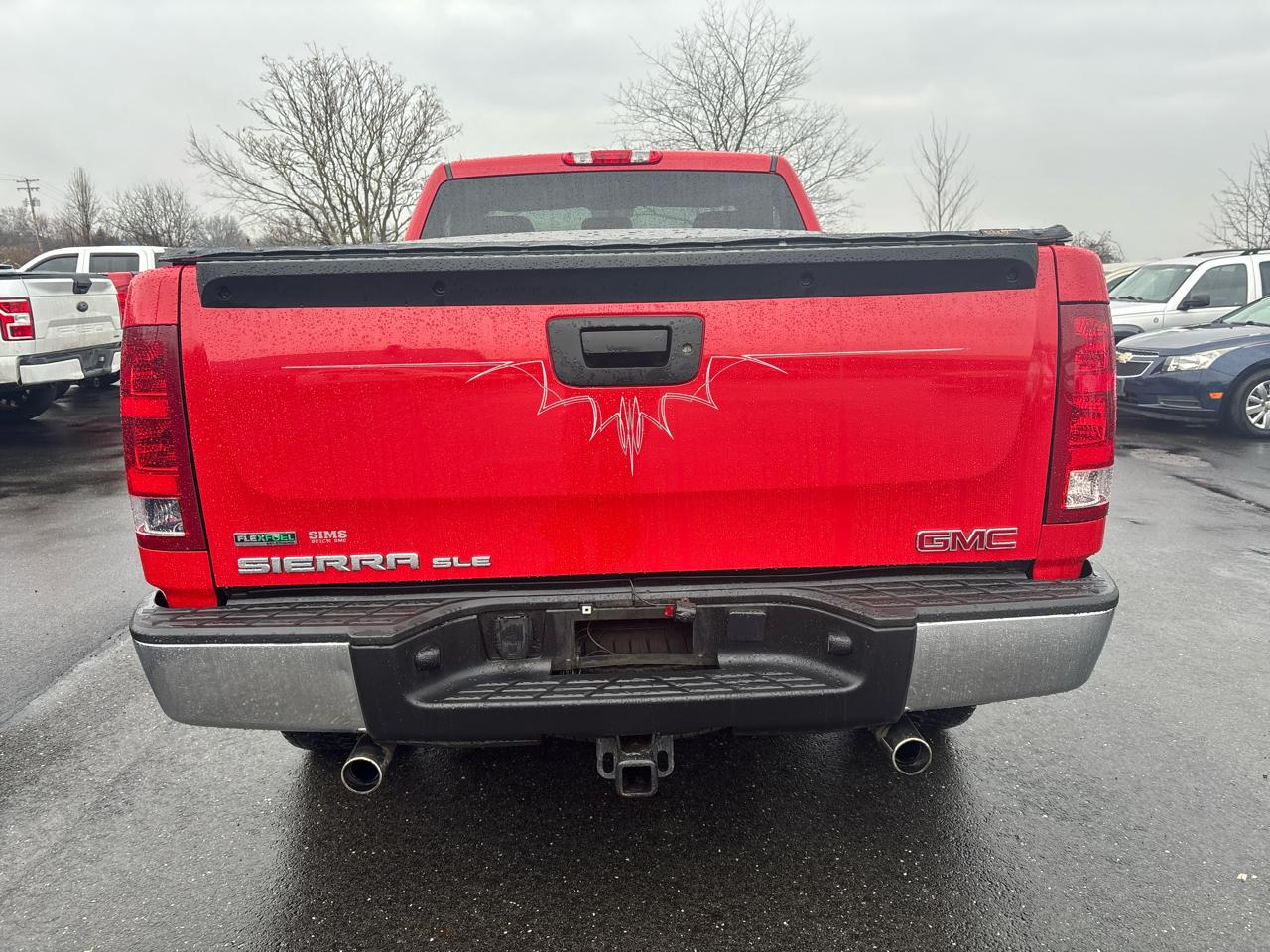 GMC Sierra 1500 4WD Reg Cab 119.0" SLE 2010