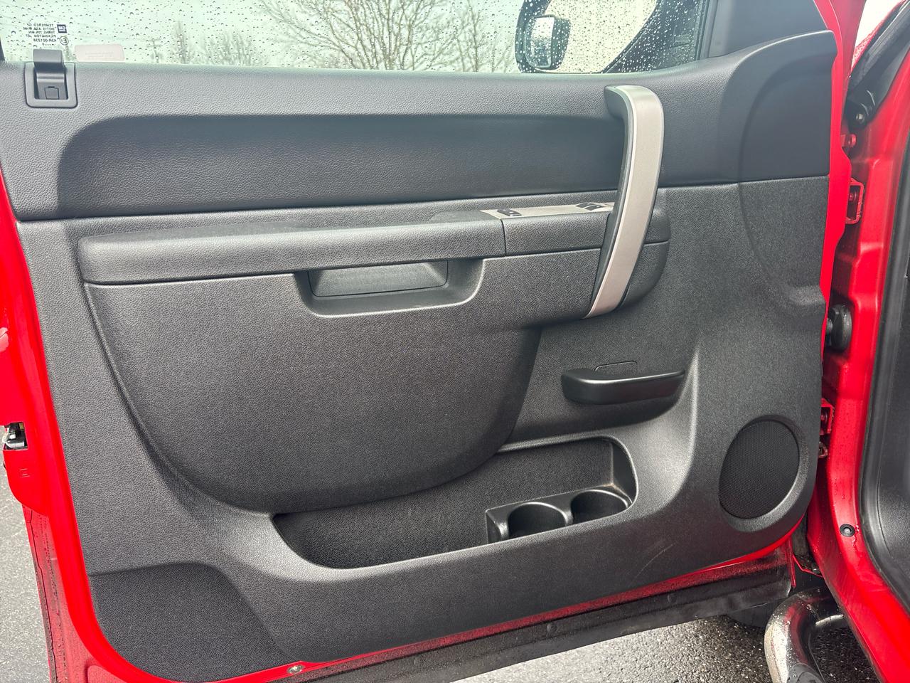 GMC Sierra 1500 4WD Reg Cab 119.0" SLE 2010