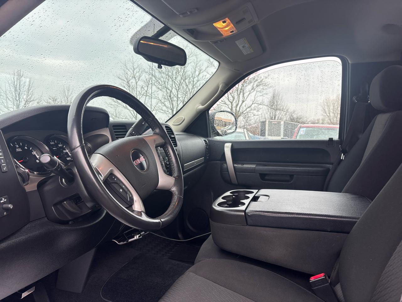 GMC Sierra 1500 4WD Reg Cab 119.0" SLE 2010