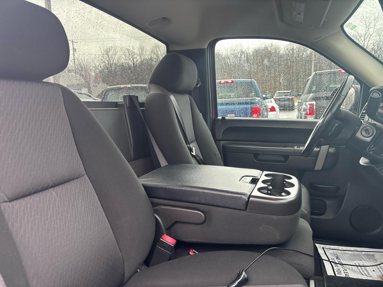 GMC Sierra 1500 4WD Reg Cab 119.0" SLE 2010