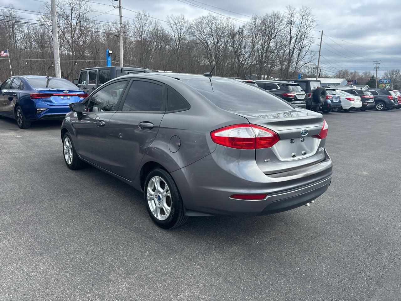 Ford Fiesta 4dr Sdn SE 2014