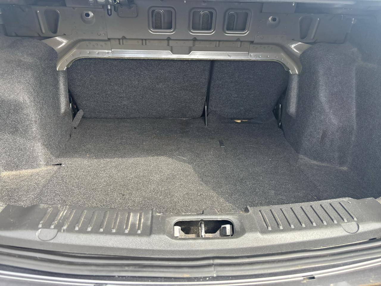 Ford Fiesta 4dr Sdn SE 2014