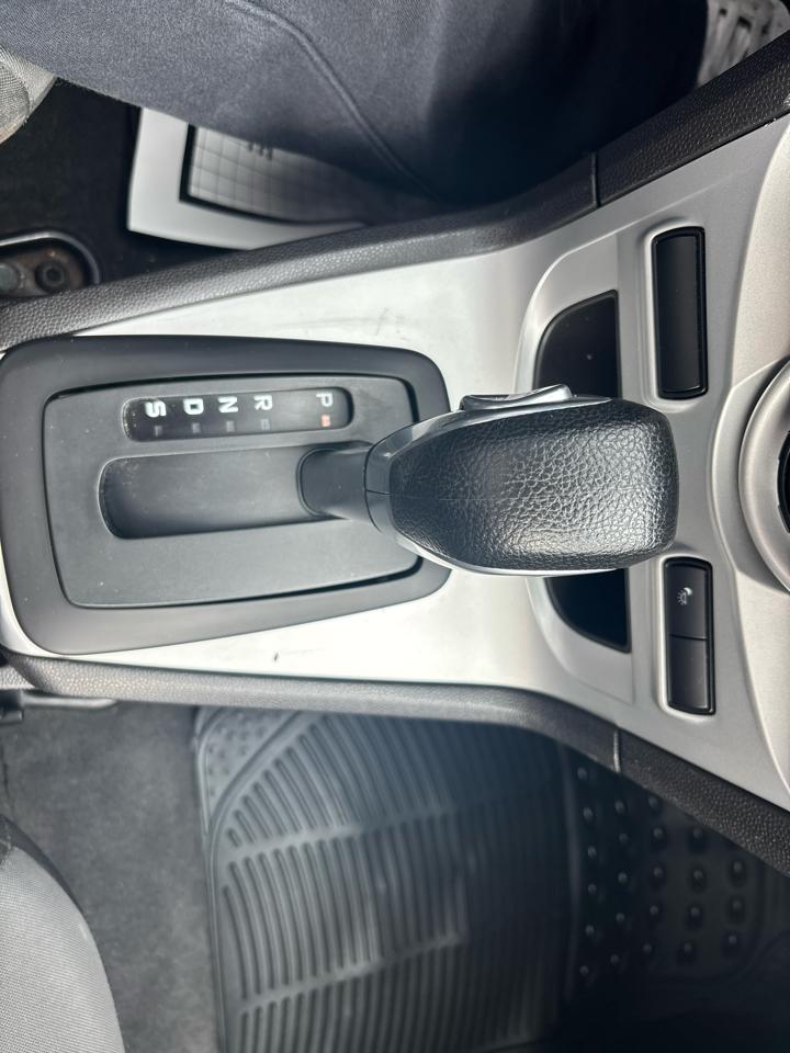 Ford Fiesta 4dr Sdn SE 2014