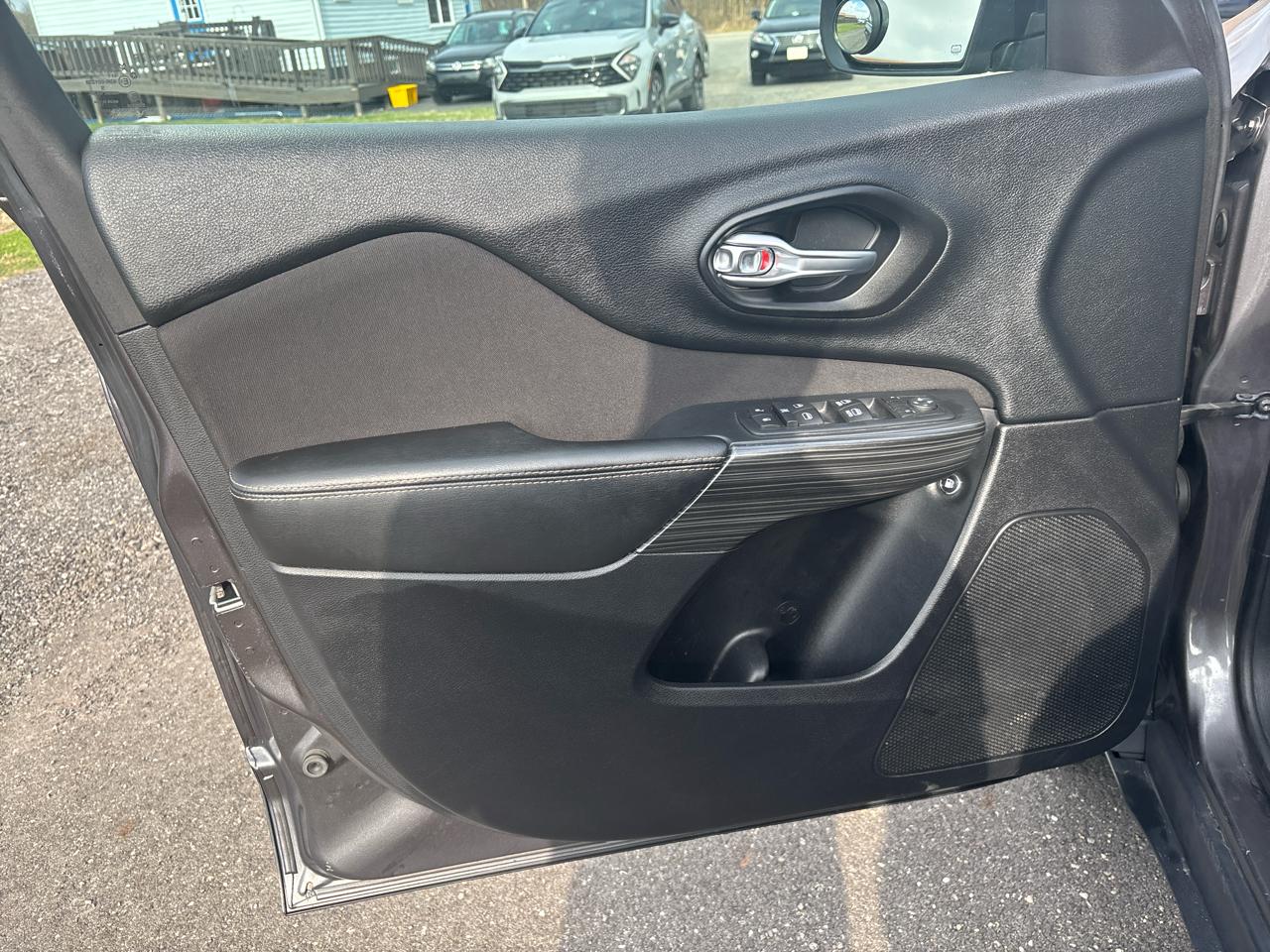 Jeep Cherokee FWD 4dr Latitude 2016