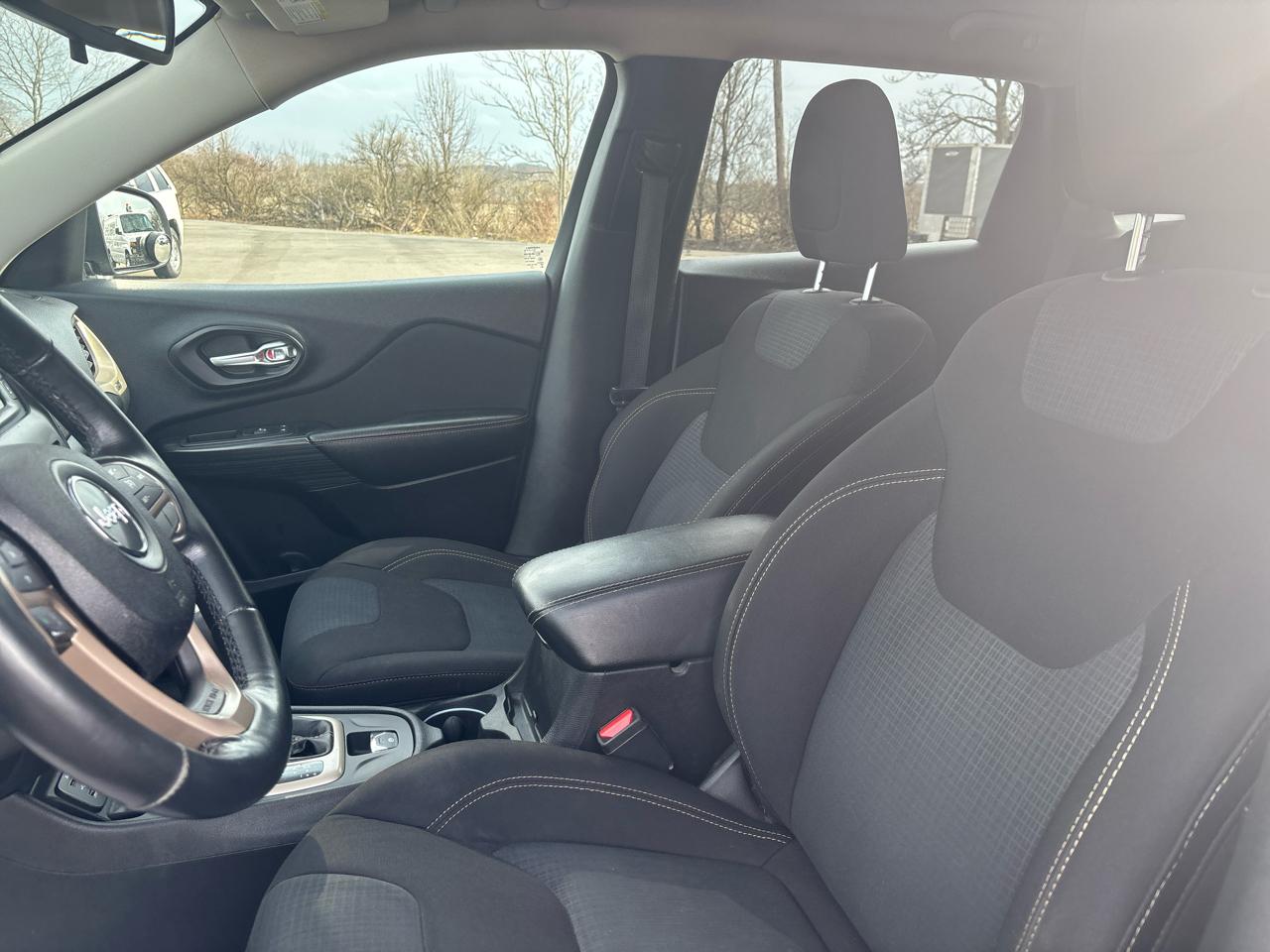 Jeep Cherokee FWD 4dr Latitude 2016