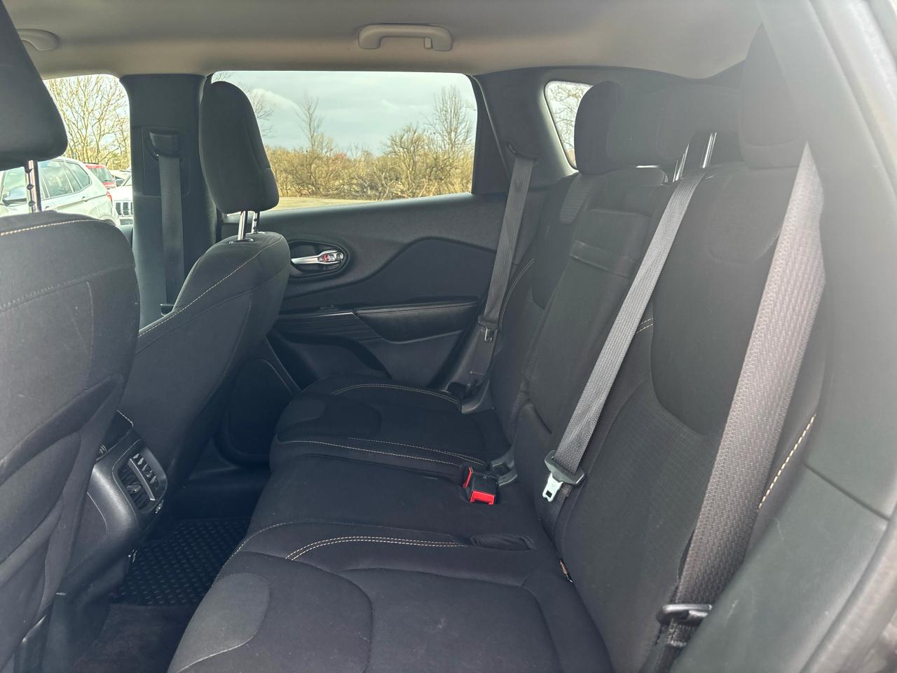 Jeep Cherokee FWD 4dr Latitude 2016