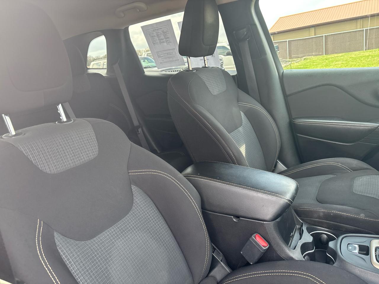 Jeep Cherokee FWD 4dr Latitude 2016