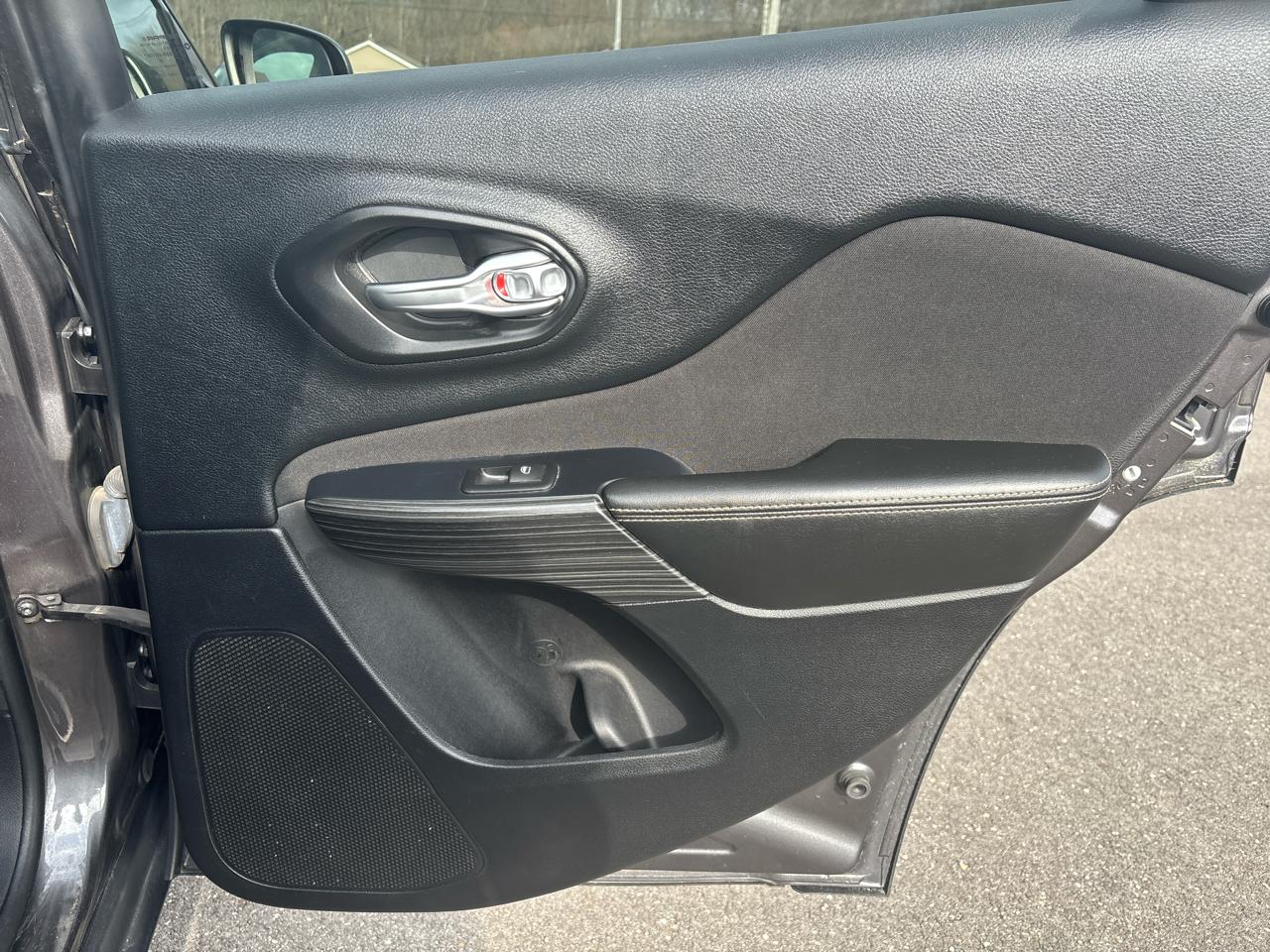 Jeep Cherokee FWD 4dr Latitude 2016