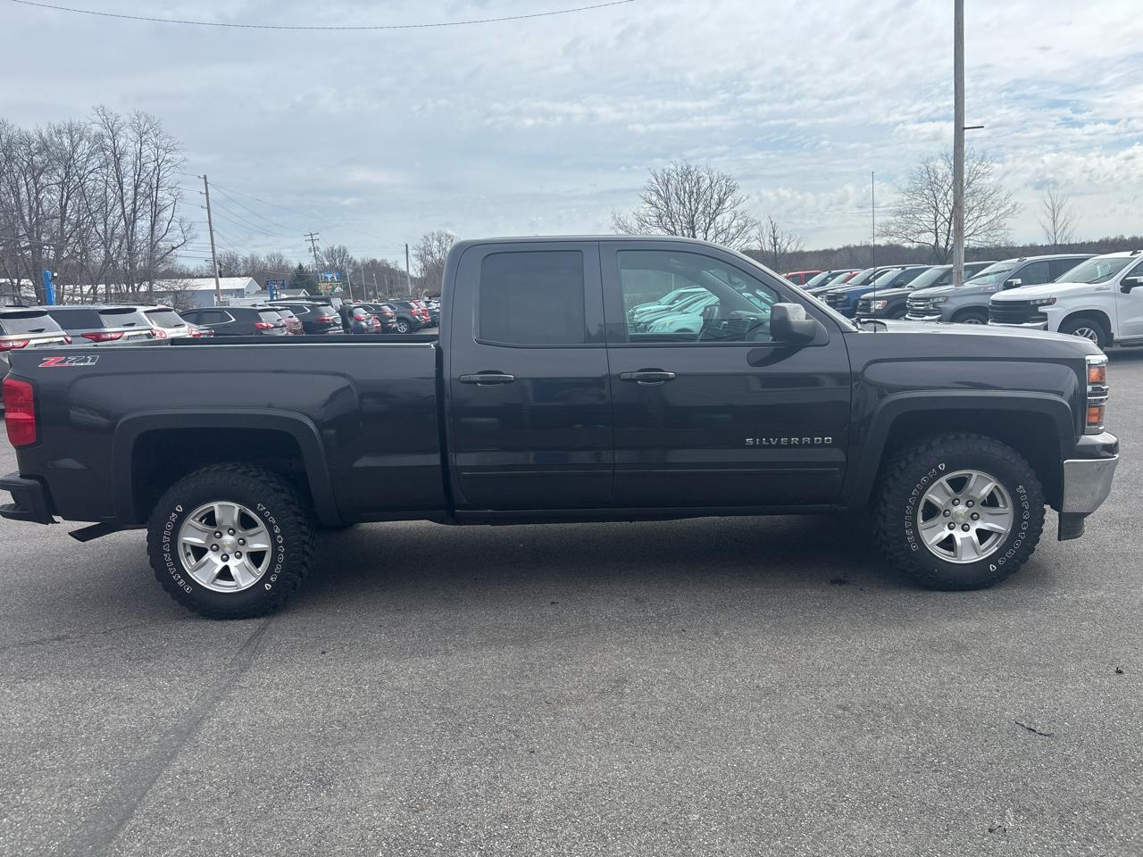 Chevrolet Silverado 1500 4WD Double Cab 143.5" LT w/1LT 2015