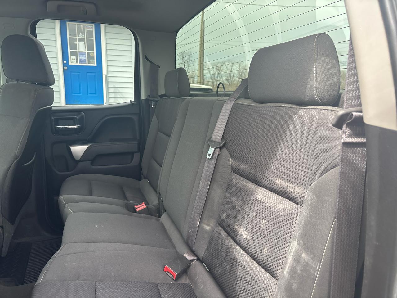 Chevrolet Silverado 1500 4WD Double Cab 143.5" LT w/1LT 2015