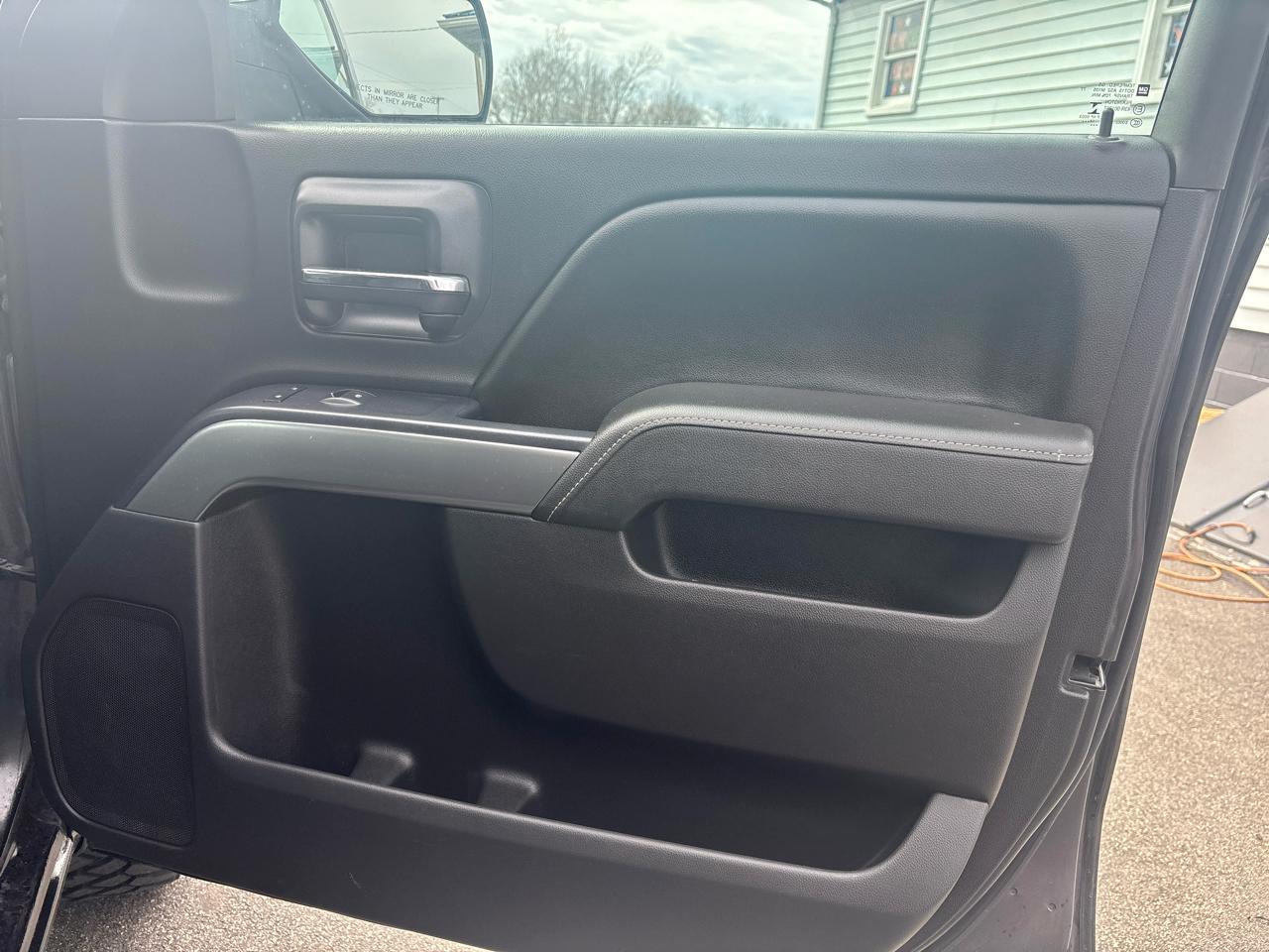 Chevrolet Silverado 1500 4WD Double Cab 143.5" LT w/1LT 2015