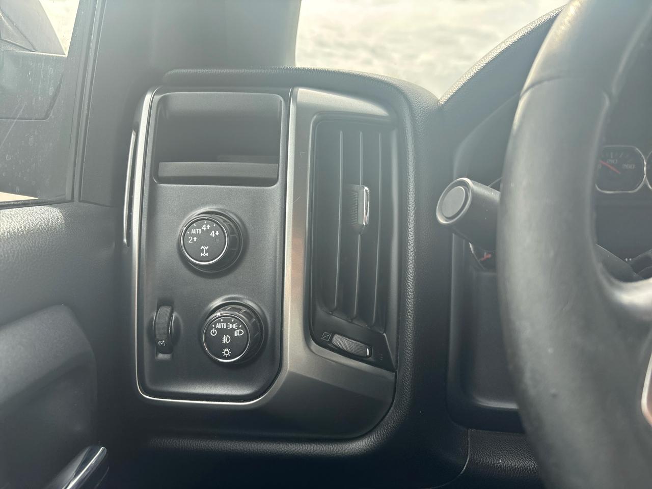 Chevrolet Silverado 1500 4WD Double Cab 143.5" LT w/1LT 2015