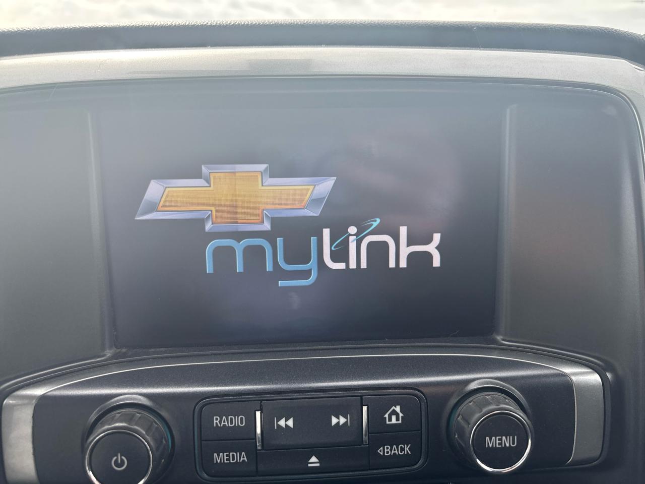 Chevrolet Silverado 1500 4WD Double Cab 143.5" LT w/1LT 2015