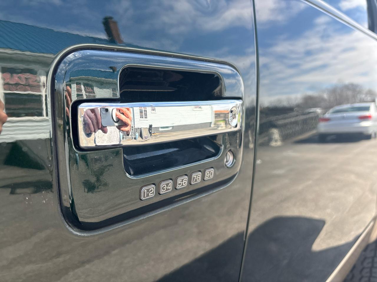 Ford F-150 4WD SuperCrew 145" XLT 2013