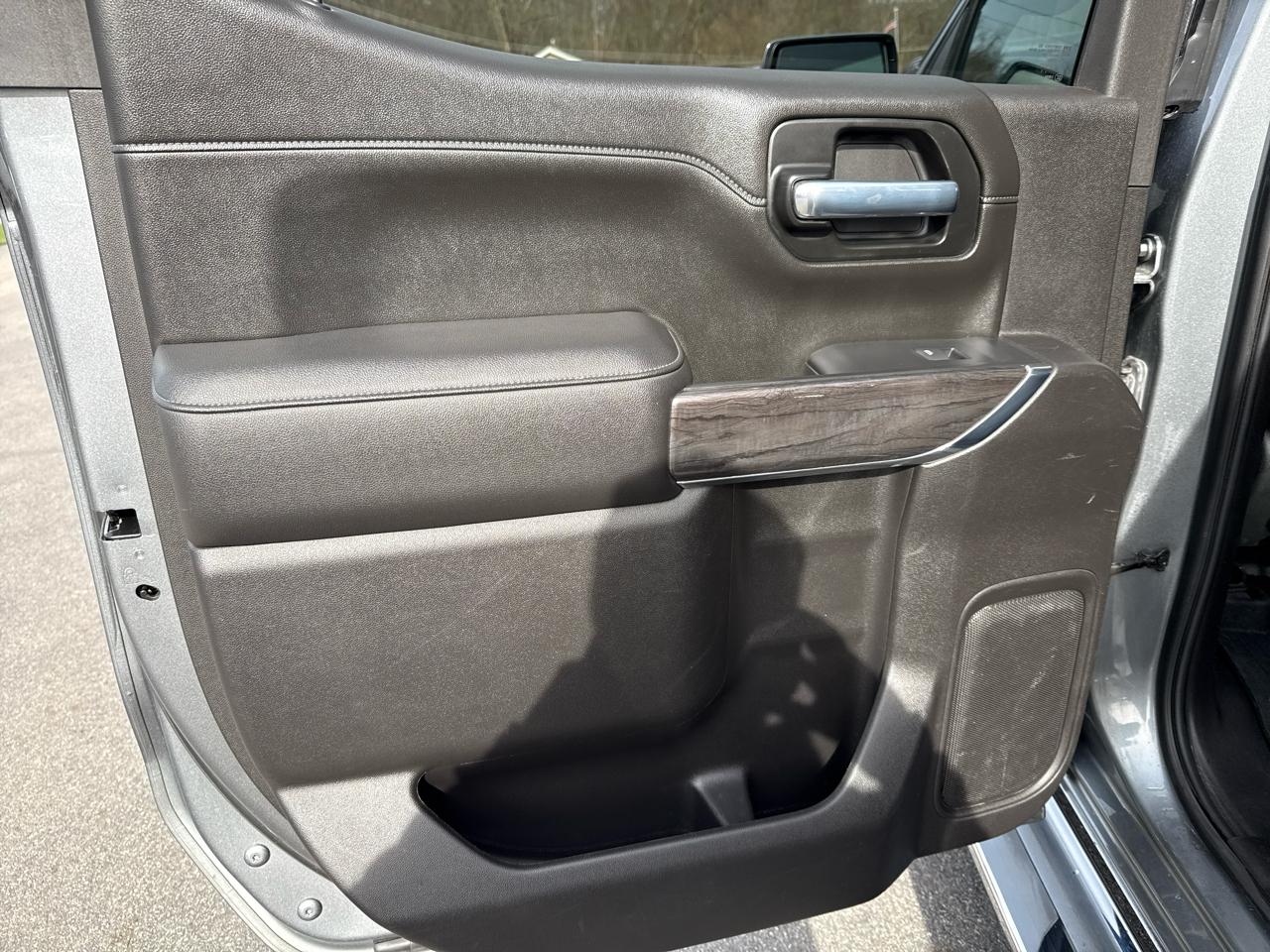 Chevrolet Silverado 1500 4WD Crew Cab 147" LTZ 2021